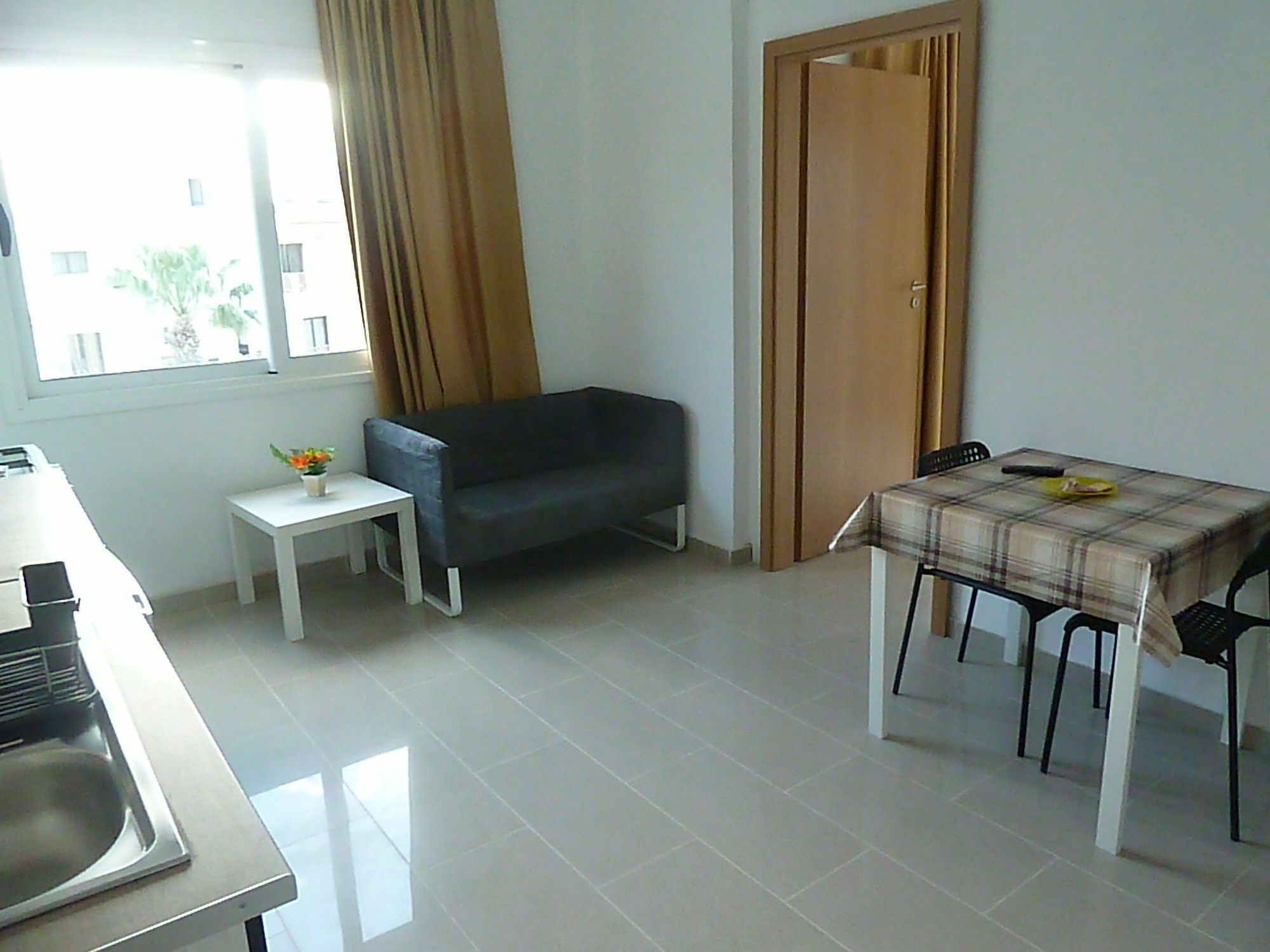 Valentinos Apartments Paphos Exteriör bild