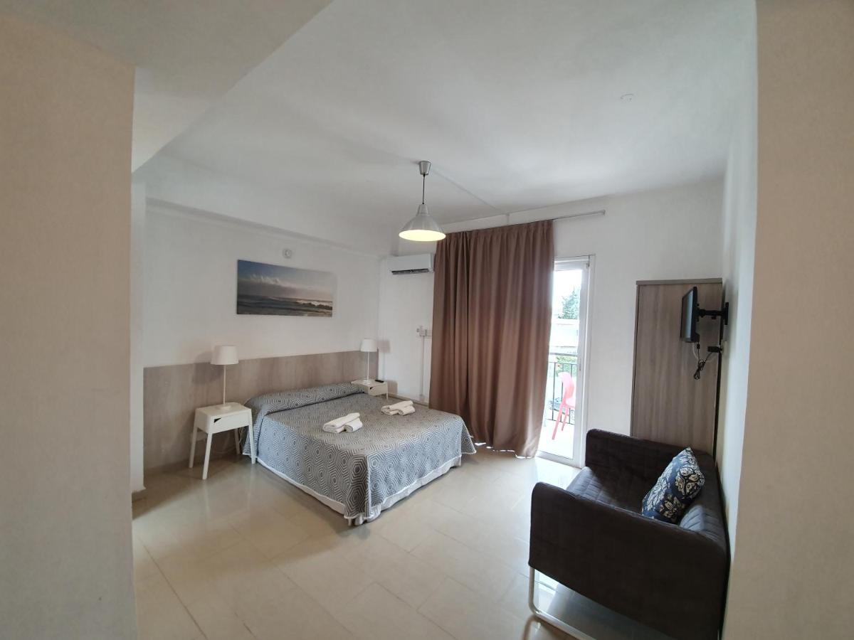 Valentinos Apartments Paphos Exteriör bild